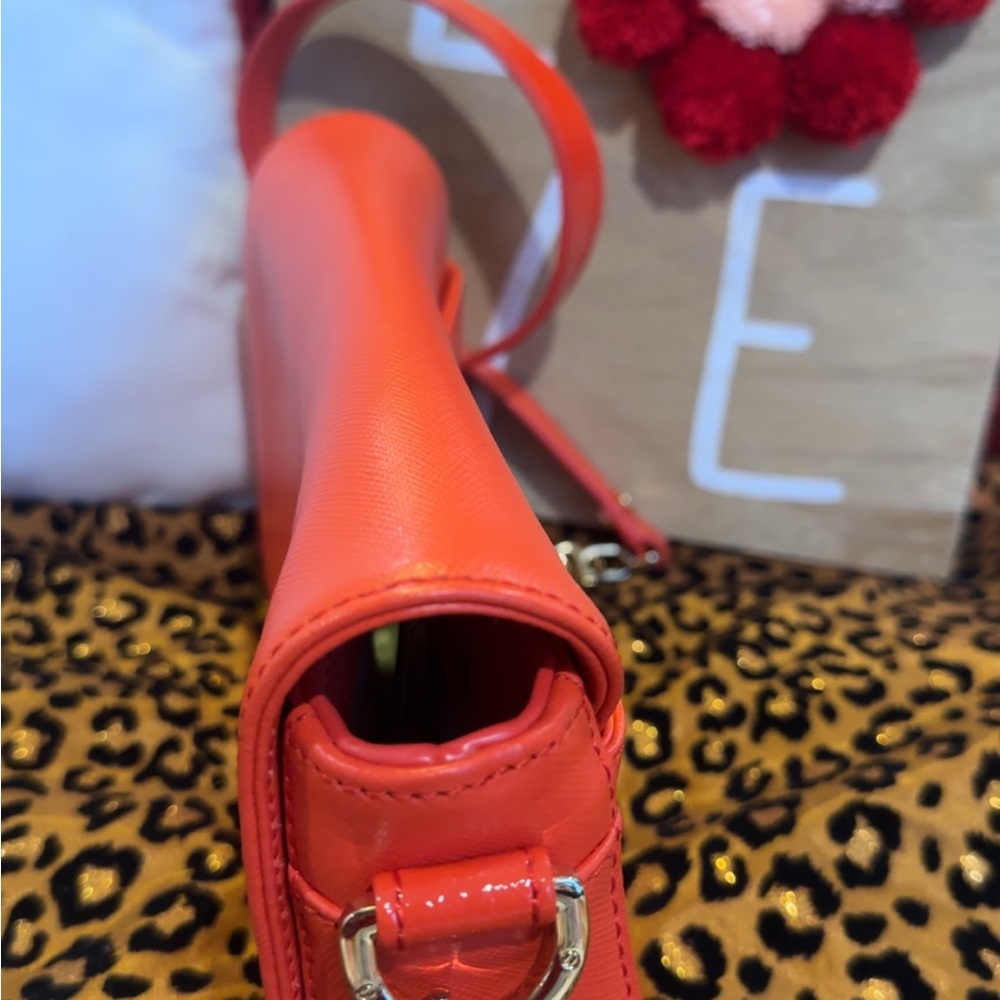 Tory Burch Vibrant Orange Crossbody Bag - Picture 4 of 14